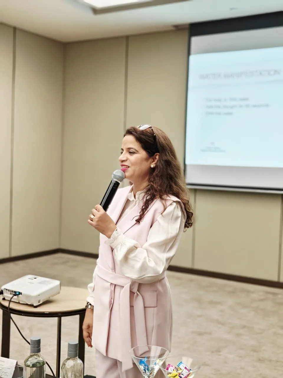 Preeti Kapoor Speaking